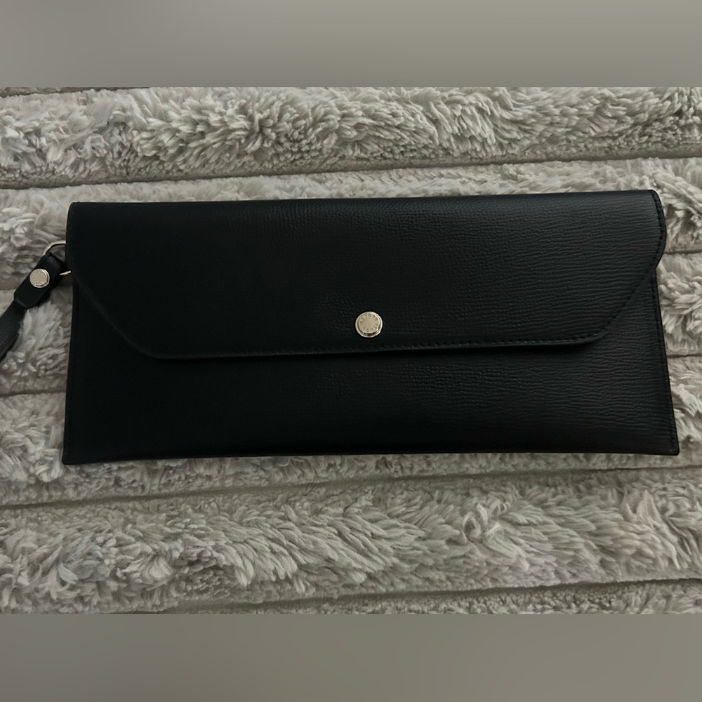 Henri Bendel NWT Black Clutch